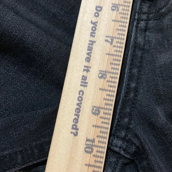 Old Navy Black Skinny Jeans with Distressed Knee - Picture 7 of 8